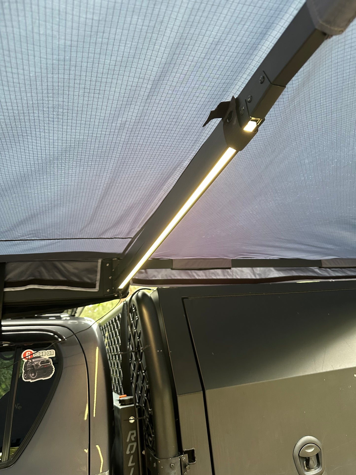 Free Standing SabreWing180 Awning