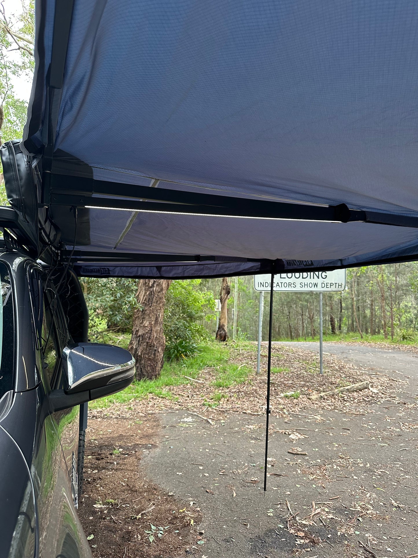 Free Standing SabreWing180 Awning